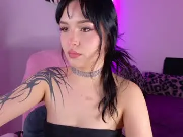Dollmeow  live sex cam