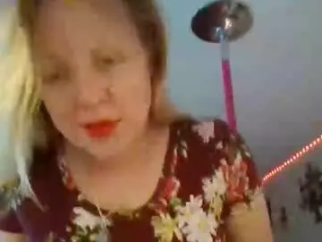 Epiphanylove69  live sex cam