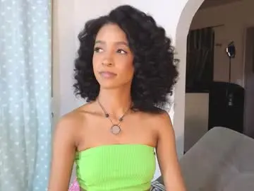 Julianitatoro  live sex cam