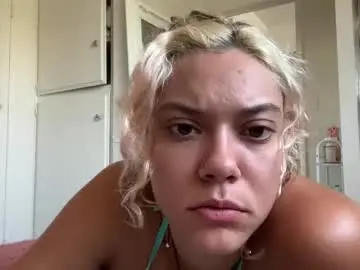 Kennibby  live sex cam
