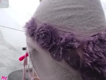 Kyra_jeet  live sex cam