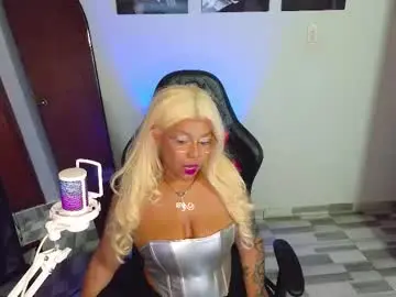 Marianapradax  live sex cam