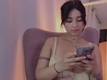 Miss_ross_  live sex cam