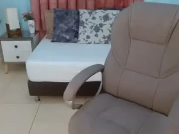 Paloma_velez  live sex cam