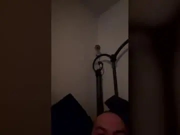 Redhot2watch  live sex cam