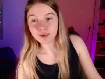 Strawberry_juli  live sex cam
