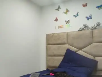 _karoliine_  live sex cam