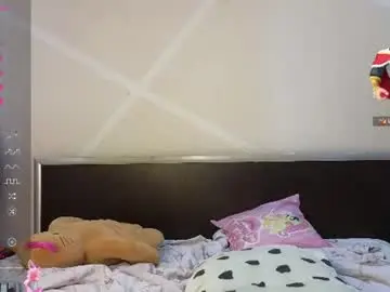Akame_yametekudasai  live sex cam