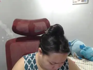 Bubblebuttpinay  live sex cam