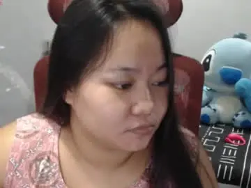 Bubblebuttpinay  live sex cam
