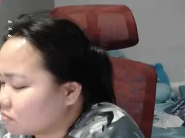 Bubblebuttpinay  live sex cam