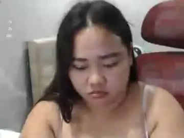Bubblebuttpinay  live sex cam