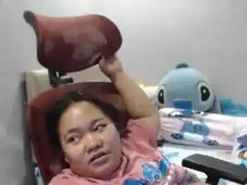 Bubblebuttpinay  live sex cam