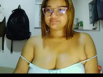 Karihotson  live sex cam