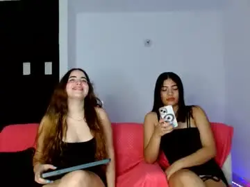 Karoll11  live sex cam