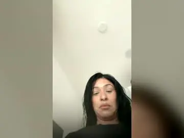 Kiannaluv  live sex cam