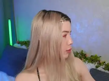 Lindathackerr  live sex cam