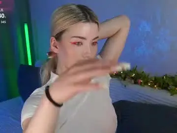 Lindathackerr  live sex cam