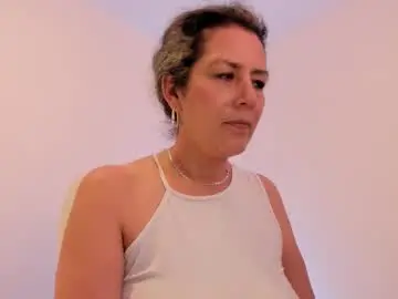 Paty_chic  live sex cam