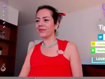 Paty_chic  live sex cam
