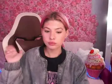 Pinkytrix  live sex cam
