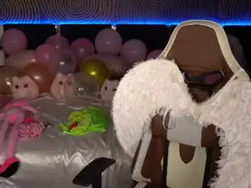 Pinkytrix  live sex cam