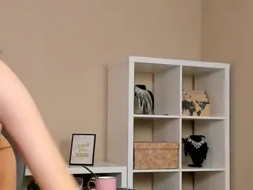 Ravenblisss  live sex cam