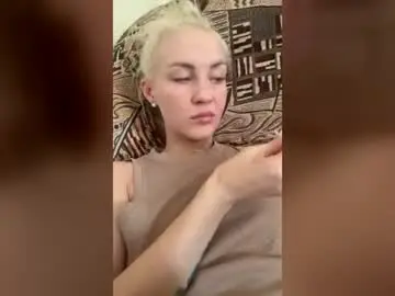 Suzie_jenny  live sex cam
