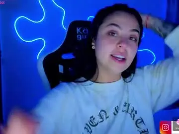 Victoryyy__  live sex cam