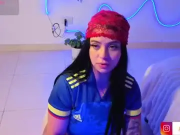 Victoryyy__  live sex cam