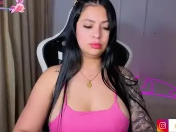 Victoryyy__  live sex cam