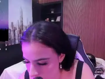 Channelwitte  live sex cam