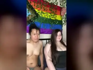 Chunkiiluvrs  live sex cam