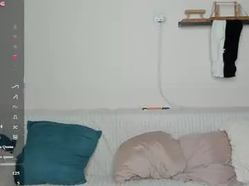 Cutievikki  live sex cam