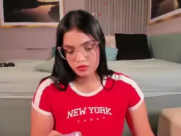 Hailey_foxxx  live sex cam