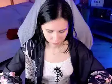 Kiratemptt  live sex cam