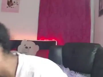 Ladydanniela  live sex cam