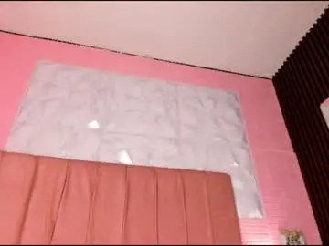 Mpeachvelvet  live sex cam