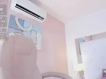 Nia_turner  live sex cam