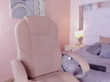 Nia_turner  live sex cam