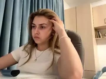 Pamulahallquist  live sex cam