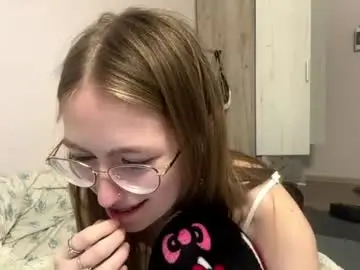 Pamulahallquist  live sex cam