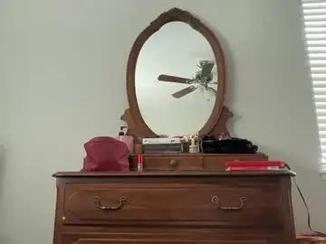 Pocketnikki  live sex cam