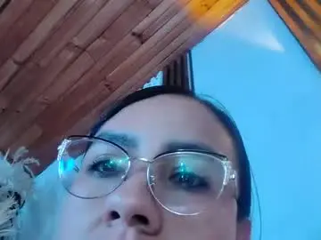 Sexy_valeshca  live sex cam