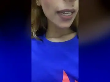 Slim_chilli  live sex cam