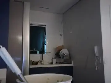 Stuirt  live sex cam