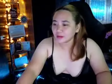 Urhotjen  live sex cam