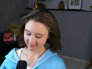 Yahairaseftick  live sex cam