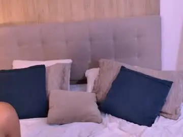 Aitananovax  live sex cam