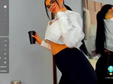 Allaya_love  live sex cam